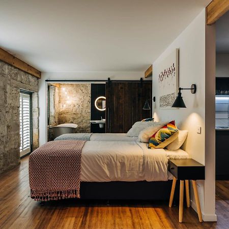 Triabunna Barracks Bed & Breakfast エクステリア 写真